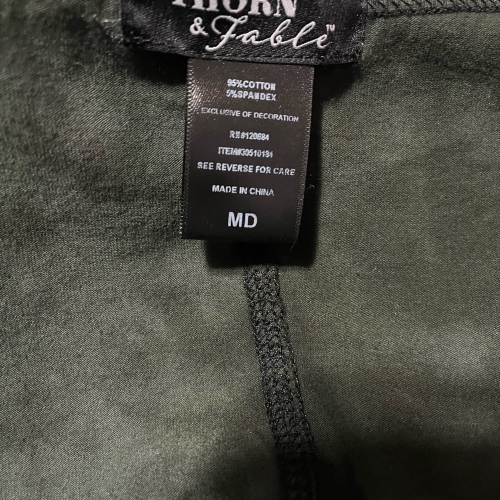 NWOT Thorn & Fable Cold-Shoulder Lace-Up Crop Top in Olive Green - Picture 2 of 6